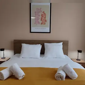 3* מלון דירות Corvin Center